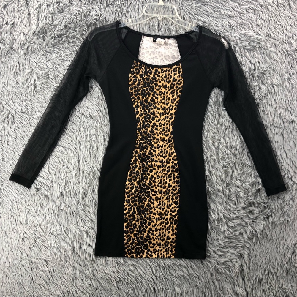 Deb Dress Womens Small Body Con Cheetah Print Nylon Sleeves